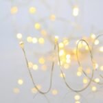 ΣΕΙΡΑ, 100 ΜΙΝΙ LED, ΜΕΤΑΣΧΗΜΑΤΙΣΤΗ, 8 ΠΡΟΓΡΑΜΜΑΤΑ & ΜΝΗΜΗ, ΜΠΡΟΝΖΕ ΧΑΛΚINO ΚΑΛΩΔΙΟ, ΘΕΡΜΟ ΛΕΥΚΟ LED ANA 10cm, ΠΡΟΕΚΤΑΣΗ ΠΑΡΟΧΗΣ 5m, ΙΡ44 (600-07061)