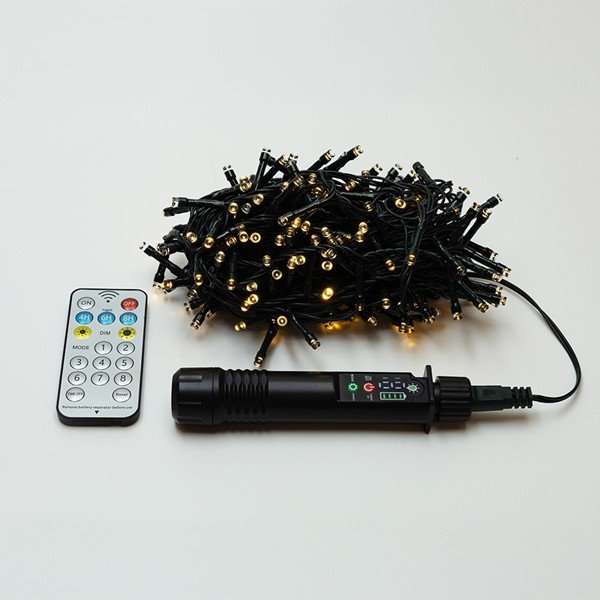 7ae0a5aa274041e3a4187eea8fb9e04f ΣΕΙΡΑ, 400 LED 3mm ΜΕ ΦΟΡΗΤΟ ΦΟΡΤΙΣΤΗ, 24V-31V, ΜΠΑΤΑΡΙΑΣ 1800 mAh, 8 ΠΡΟΓΡΑΜΜΑΤΑ, ΤΗΛΕΧΕΙΡΙΣΤΗΡΙΟ (TIMER & DIMMER), ΠΡΑΣΙΝΟ PVC ΚΑΛΩΔΙΟ, ΘΕΡΜΟ ΛΕΥΚΟ LED ΑΝΑ 10cm, ΠΡΟΕΚΤΑΣΗ ΠΑΡΟΧΗΣ 3m, IP44 (600-19180) - Image 1