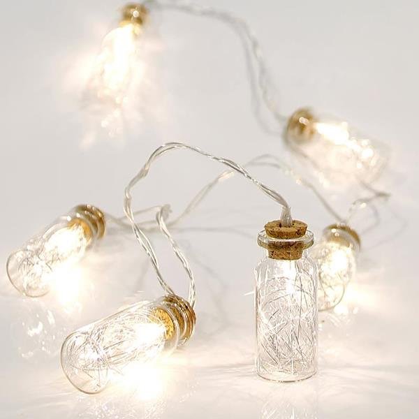cb155b3828834a69a6be2d39baa3eefd ΣΕΙΡΑ ΜΠΑΤΑΡΙΑΣ, 10 LED 5mm, ΠΡΟΕΚΤΑΣΗ ΠΑΡΟΧΗΣ 50cm, ΘΕΡΜΑ ΛΕΥΚΑ, ΜΠΟΥΚΑΛΑΚΙΑ ΜΕ ΣΥΡΜΑ ΧΑΛΚΟΥ ΣΤΟ ΕΣΩΤΕΡΙΚΟ, ΑΝΑ 15cm, IP20 (600-11139) - Image 1