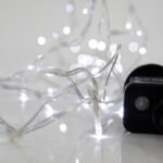 XMAS ΛΑΜΠΑΚΙ ΣΕΙΡΑ 100 LED 3mm 31V ΜΕΤΑΣΧΗΜΑΤΙΣΤΗ ΜΕ 8 ΠΡΟΓΡΑΜΜΑΤΑ & ΜΝΗΜΗ ΔΙΑΦΑΝΟ PVC ΚΑΛΩΔΙΟ ΛΕΥΚΟ LED ΑΝΑ 5cm ΠΑΡΟΧΗ 3m ΙΡ44 (600-14100)